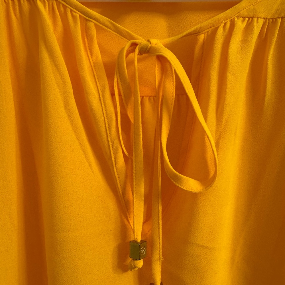 Michael Kors Long sleeve yellow shirt, size XS, great condition